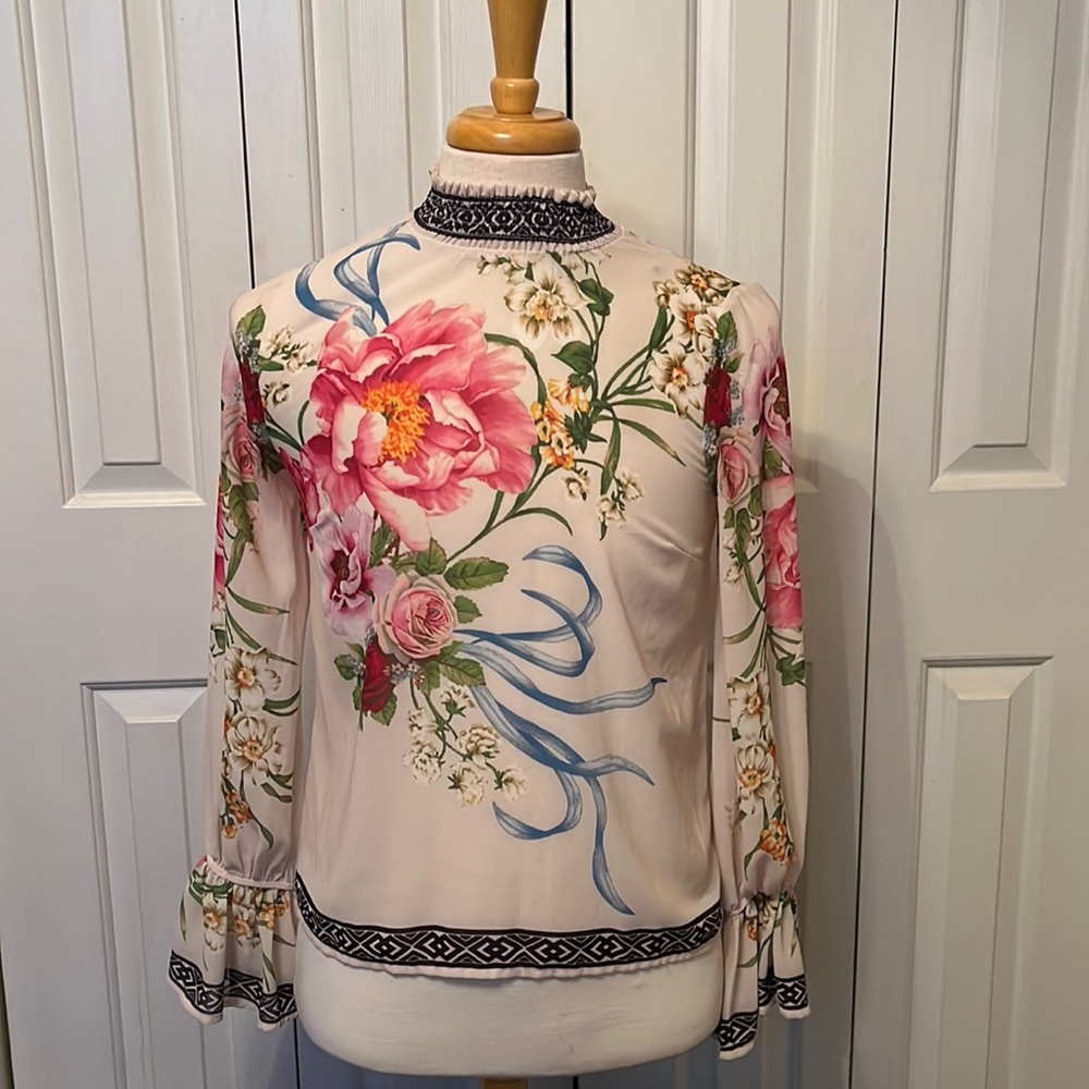 Flying Tomato blouse